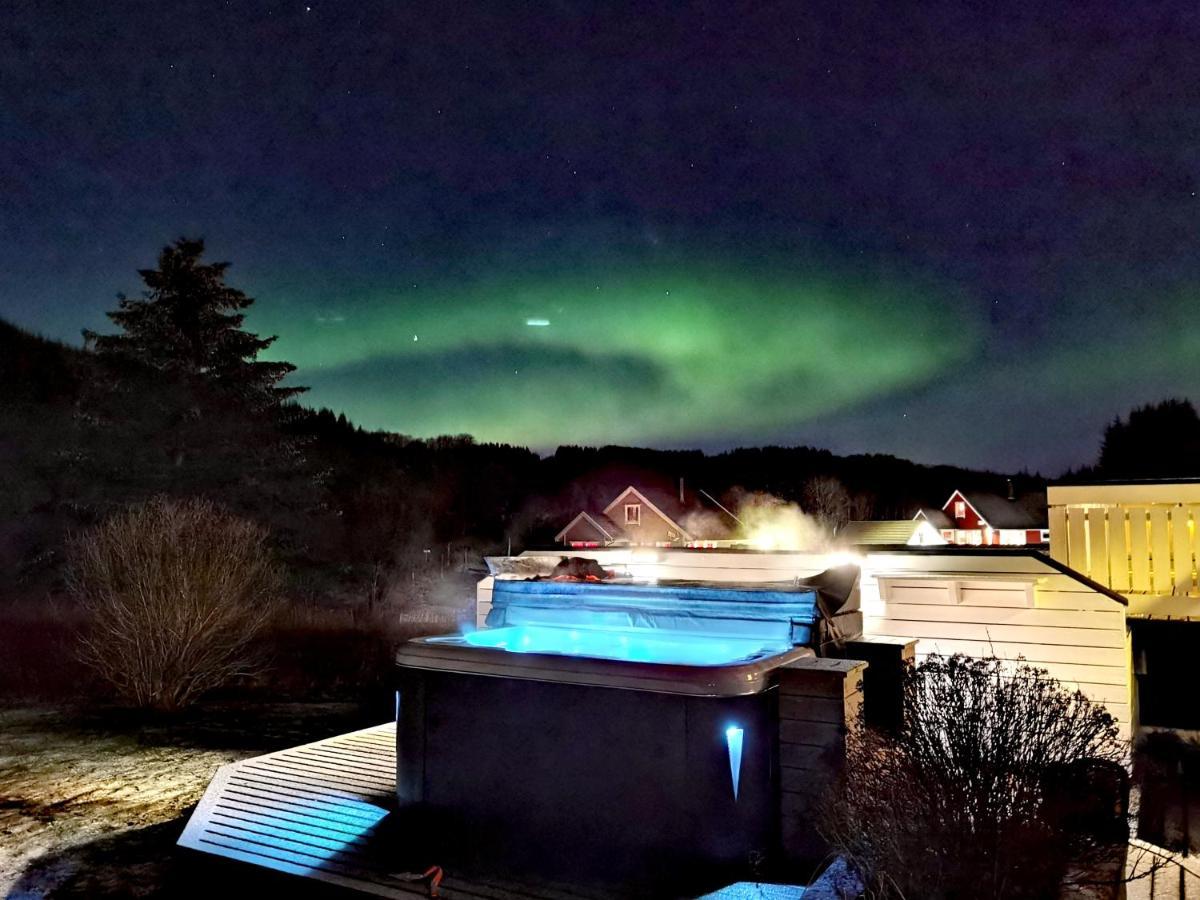 Banpim Hillside Lofoten With Jacusszi Gravdal  Zewnętrze zdjęcie
